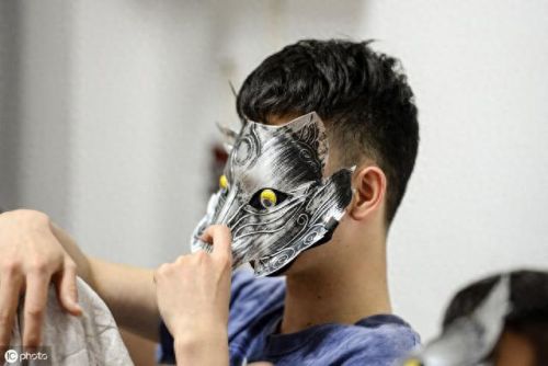 狼人杀里魔术师的技能(狼人杀魔术师什么技能)插图