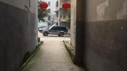 找茬高高手通关攻略第18关(找茬高高手困难第六关怎么过)插图2
