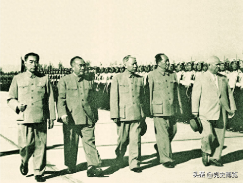 起源的大地衣服攻略(起源的大地 详细攻略)插图1