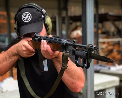 ar15 副武器(ar15属于什么武器)插图3