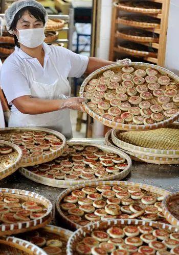 苏式月饼特点(苏式月饼缺点)插图