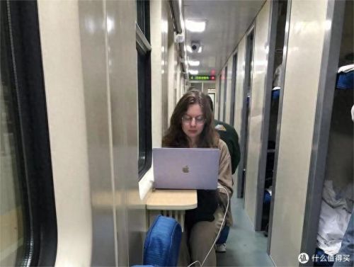 硬卧车厢(软卧车厢图片)插图8 硬卧车厢(软卧车厢图片)插图8