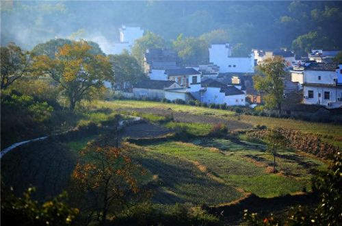 中国画里的乡村指的是(画里乡村)插图