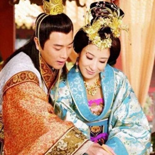皇帝成长计划2攻略嫔妃(皇帝成长计划2后宫怎么选妃)插图1