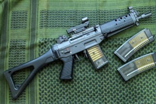 什么近战武器最好看图片大全(女生近战适合用的武器)插图3