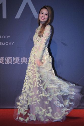 女歌手好听的歌(100名女歌手名单)插图