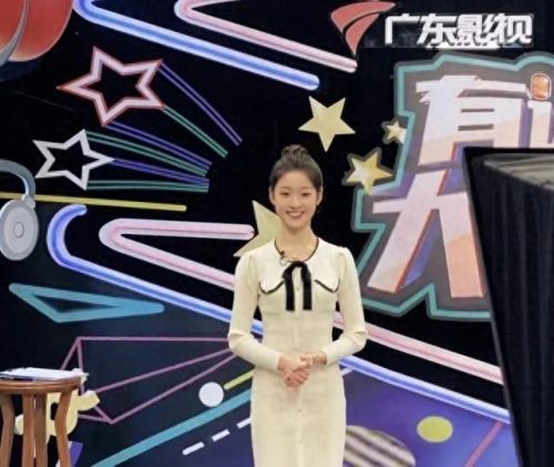 最强星主播(二指最强主播)插图