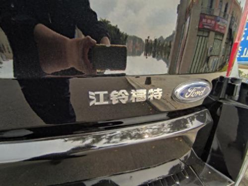 黑骑士评测(四驱黑骑士房车5.99米价格)插图3