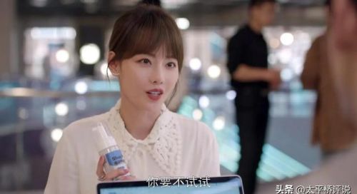 创造与魔法英俊白马位置(英俊的白马奔跑在绿色的草原上)插图5