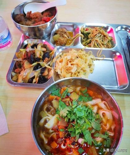 吃货大食堂配方大全(大食堂菜谱大全窍门)插图2