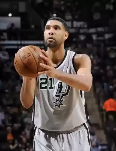 最强球队巅峰阵容搭配表(nba现役最强阵容)插图2