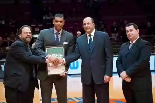 休斯顿经理阵容插图 休斯顿经理阵容插图