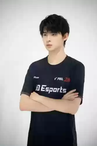 伞兵搭配什么阵容