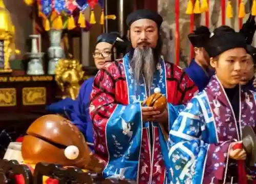 道士出山最强阵容搭配图，道士出山最强阵容搭配图片